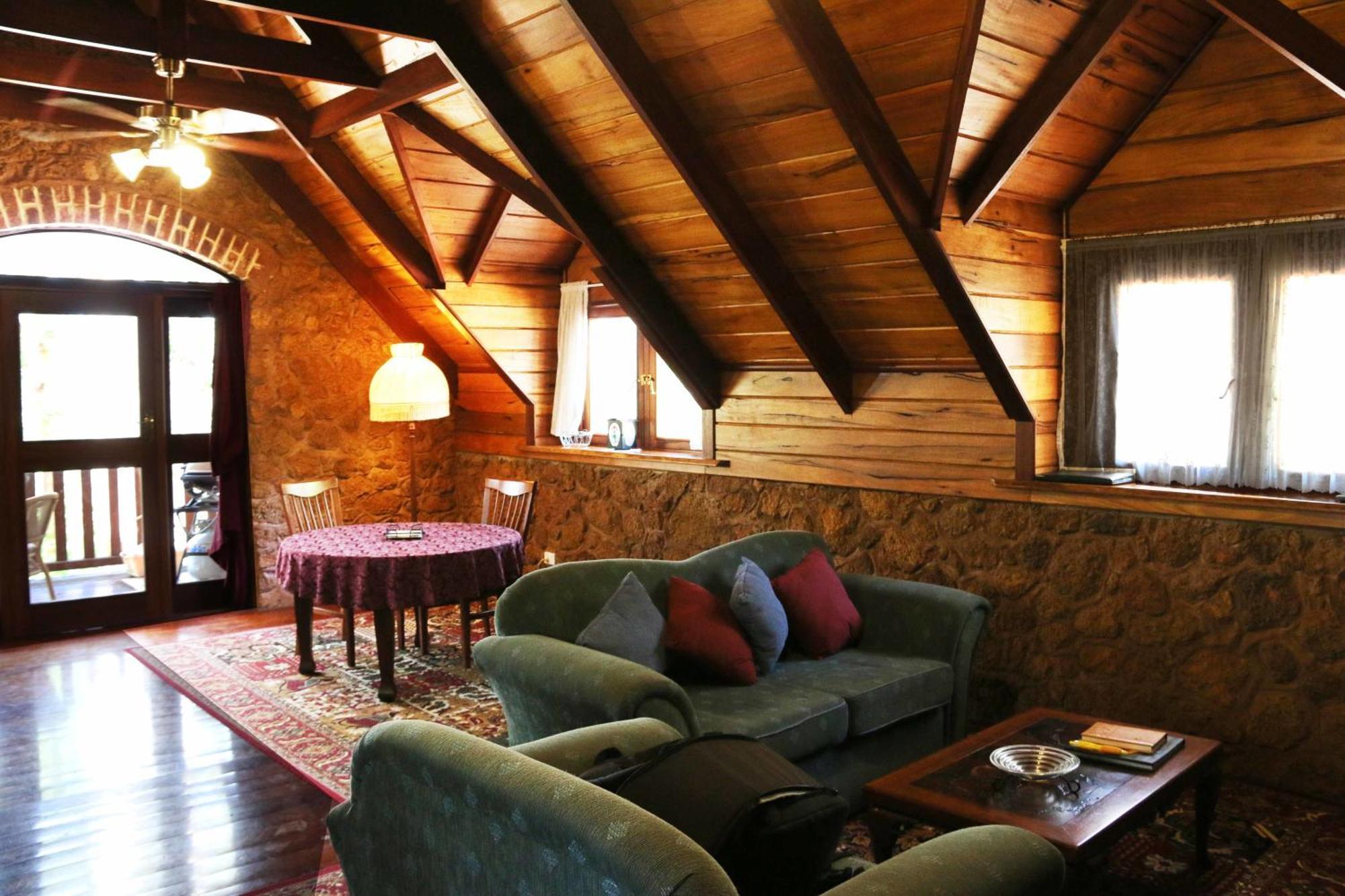 Beedelup House Cottages Pemberton Room photo